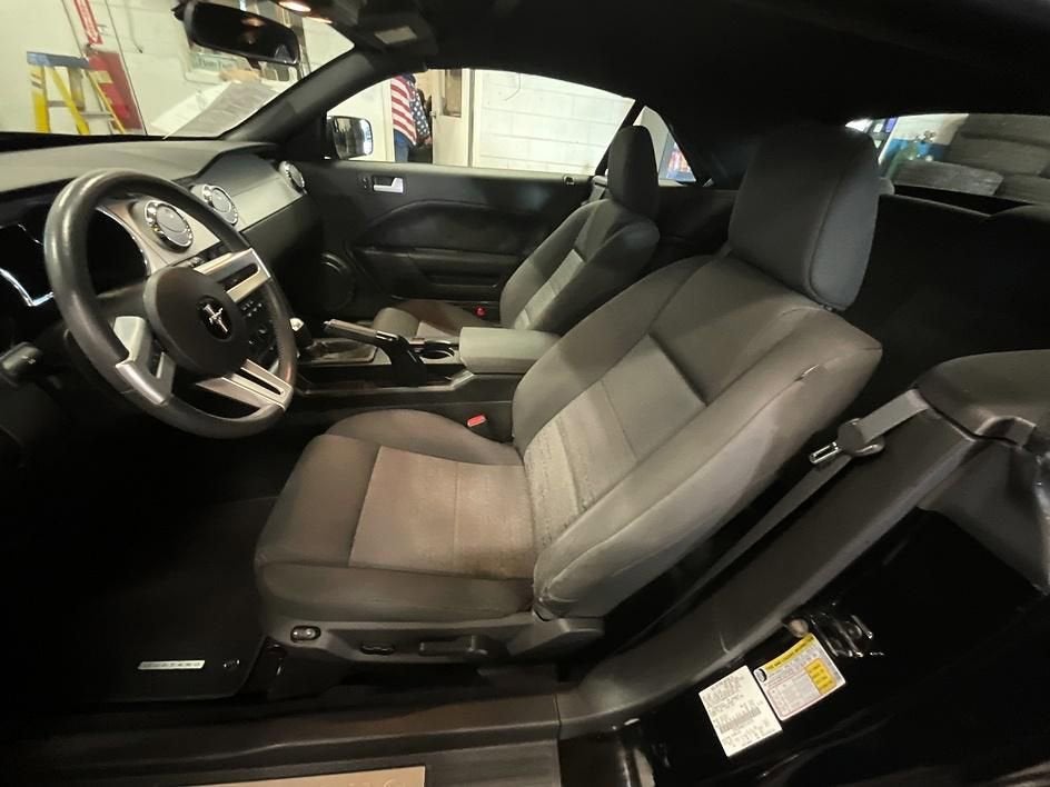 2009 Ford Mustang Base