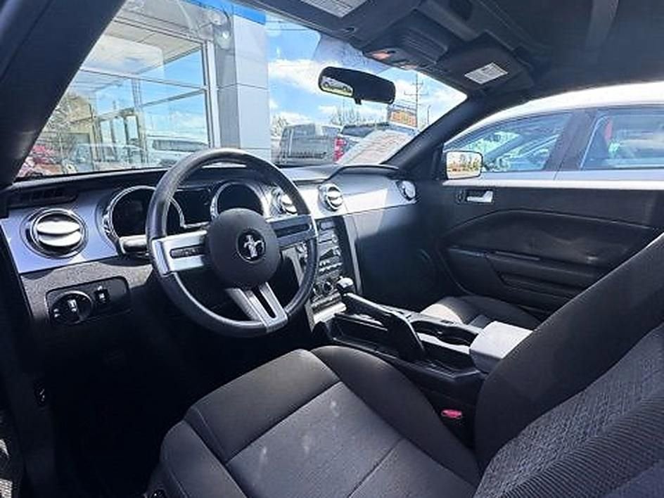 2009 Ford Mustang Base
