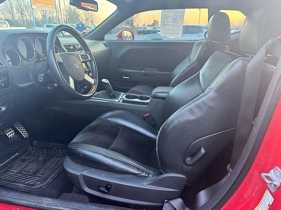 2009 Dodge Challenger SRT8