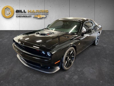 2015 Dodge Challenger R/T Scat Pack Shaker