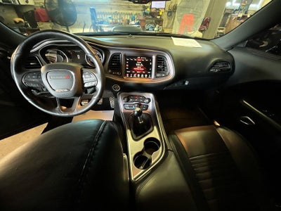 2015 Dodge Challenger R/T Scat Pack Shaker