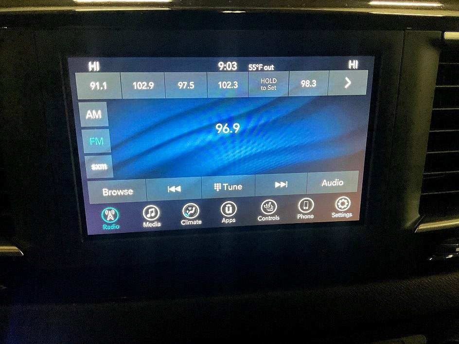 2020 Chrysler Pacifica Touring L