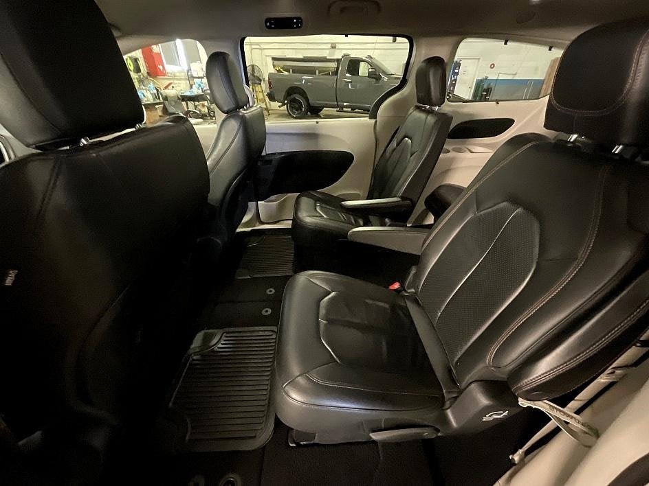 2020 Chrysler Pacifica Touring L