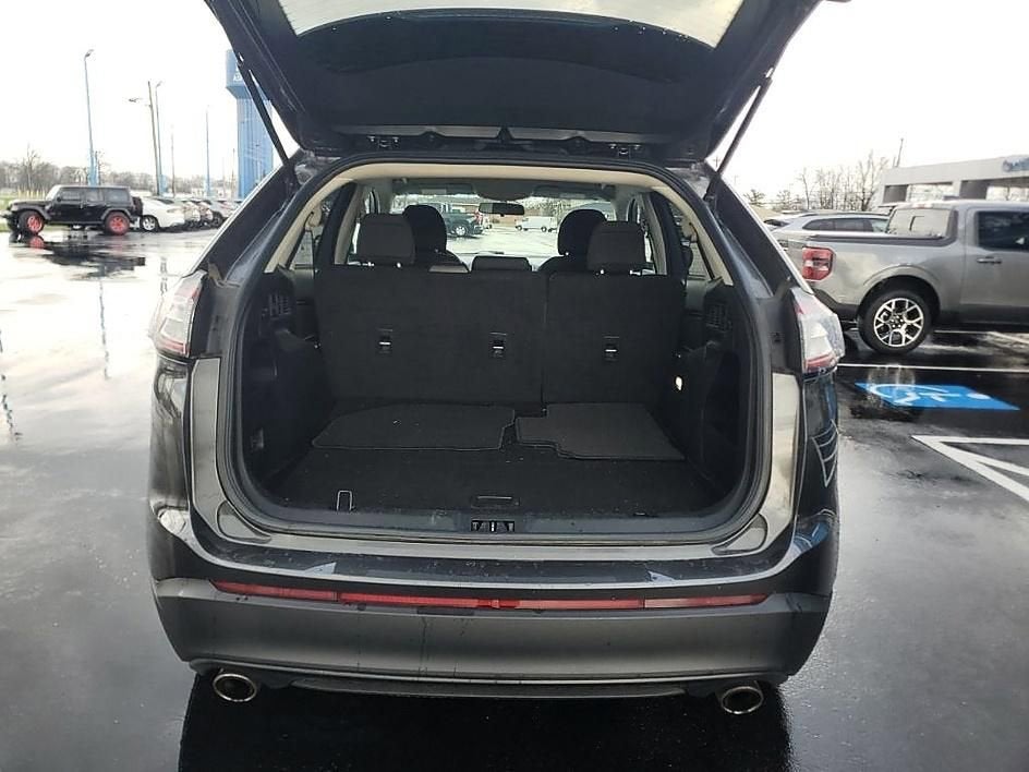 2018 Ford Edge SE