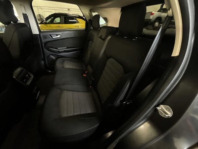 2018 Ford Edge SE