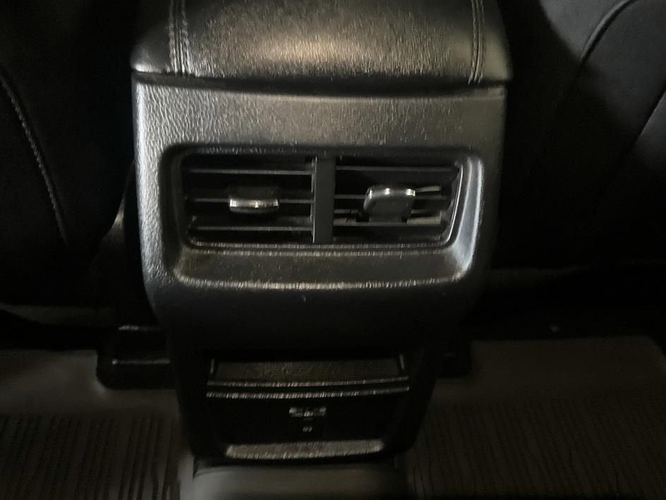 2018 Ford Edge SE