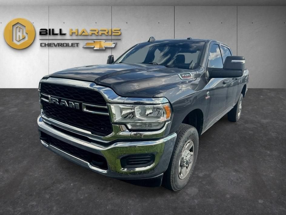 2024 RAM 3500 Tradesman Crew Cab 4x4 6'4" Box
