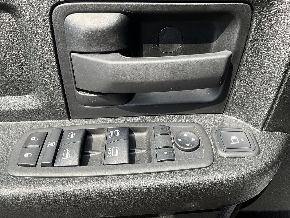 2024 RAM 3500 Tradesman Crew Cab 4x4 6'4" Box