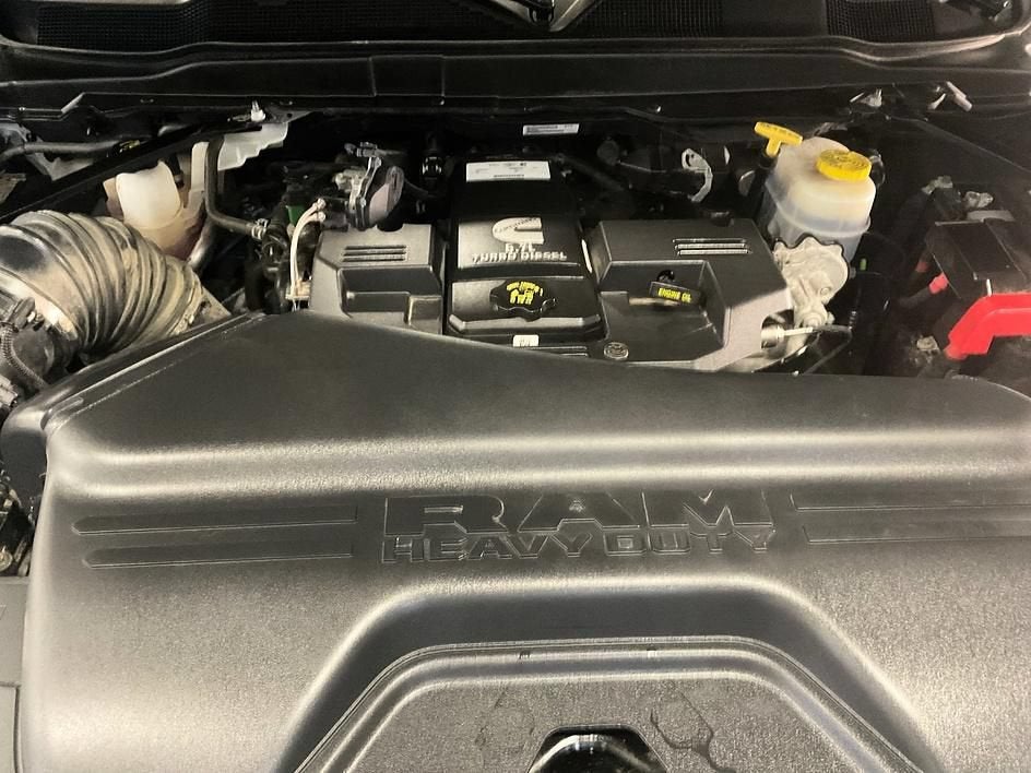 2024 RAM 3500 Big Horn Crew Cab 4x4 8' Box