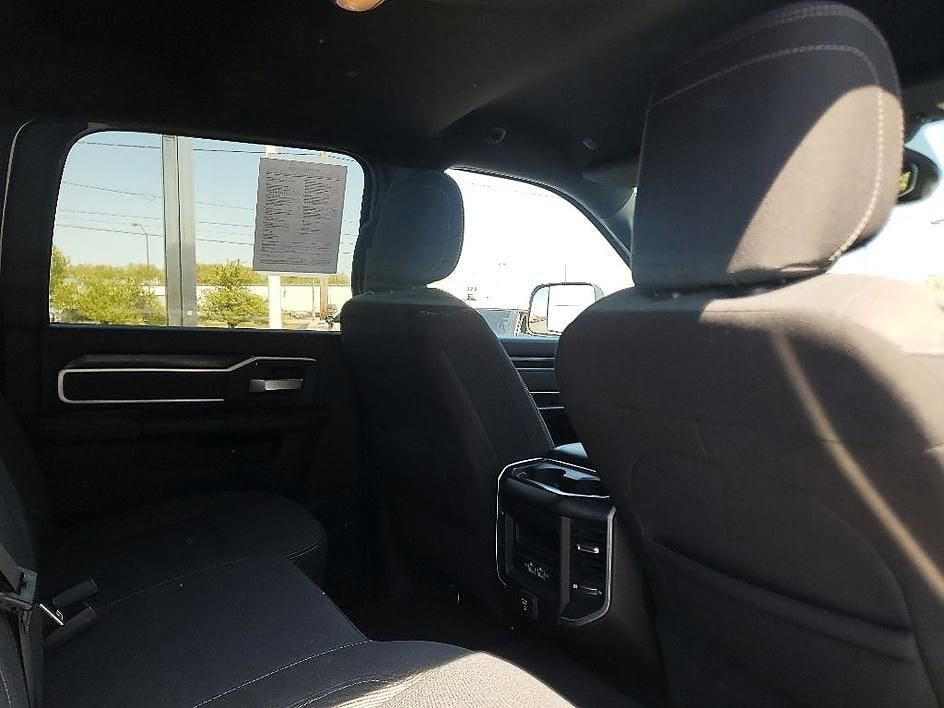 2022 RAM 2500 Big Horn Crew Cab 4x4 6'4" Box