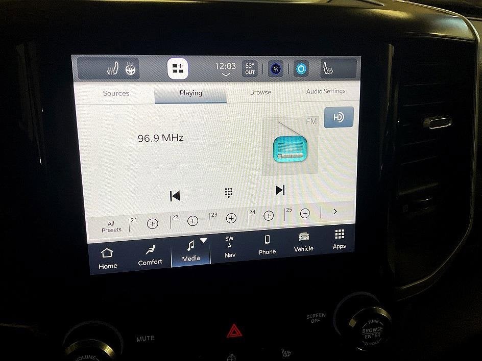 2022 RAM 2500 Big Horn Crew Cab 4x4 6'4" Box