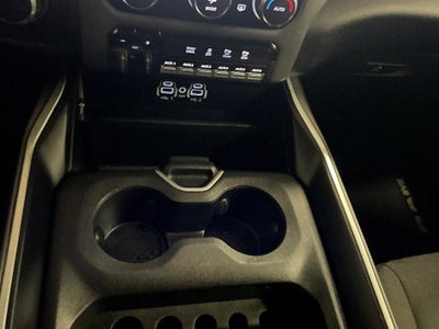 2022 RAM 2500 Big Horn Crew Cab 4x4 6'4" Box