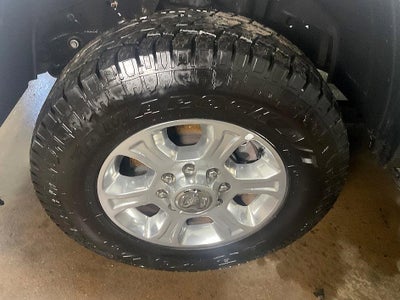 2022 RAM 2500 Big Horn Crew Cab 4x4 6'4" Box