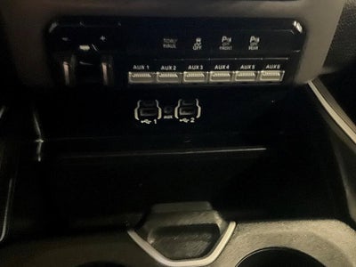 2022 RAM 2500 Big Horn Crew Cab 4x4 6'4" Box