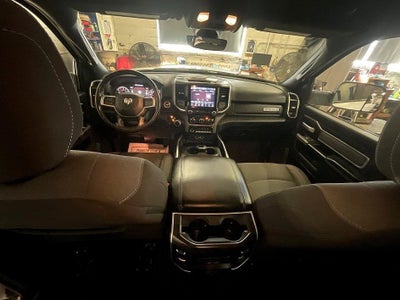 2022 RAM 2500 Big Horn Crew Cab 4x4 6'4" Box