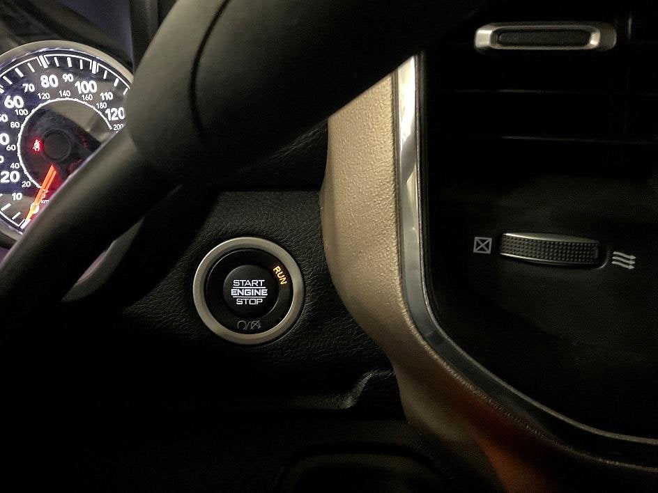 2022 RAM 2500 Laramie Crew Cab 4x4 6'4" Box