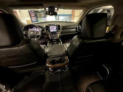 2022 RAM 2500 Laramie Crew Cab 4x4 6'4" Box