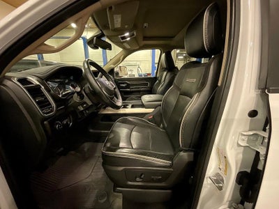 2022 RAM 2500 Laramie Crew Cab 4x4 6'4" Box