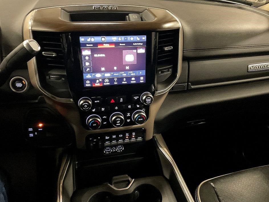 2022 RAM 2500 Laramie Crew Cab 4x4 6'4" Box