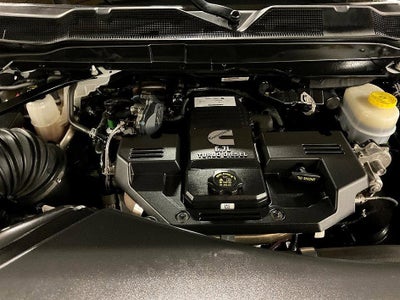 2022 RAM 2500 Laramie Crew Cab 4x4 6'4" Box
