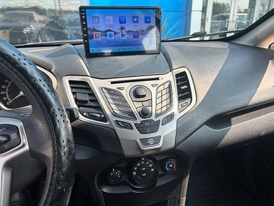 2013 Ford Fiesta SE