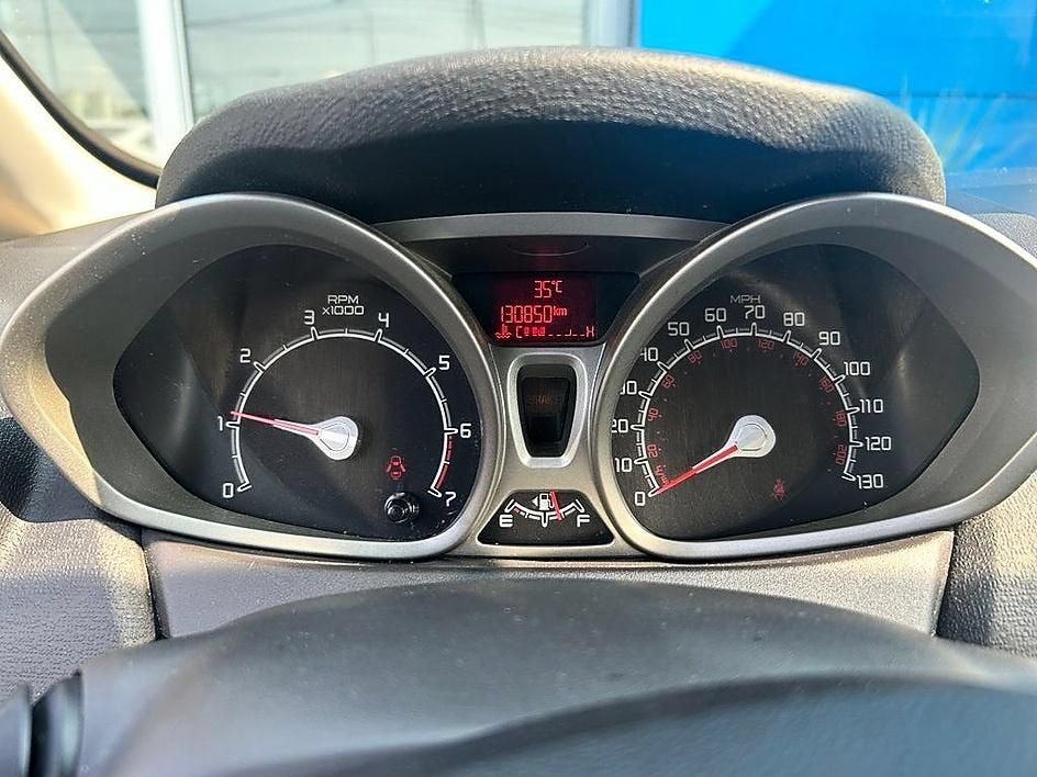 2013 Ford Fiesta SE