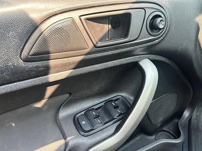 2013 Ford Fiesta SE
