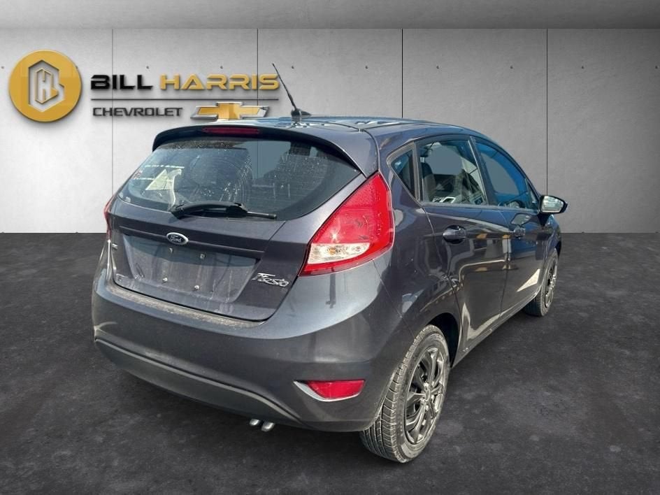 2013 Ford Fiesta SE