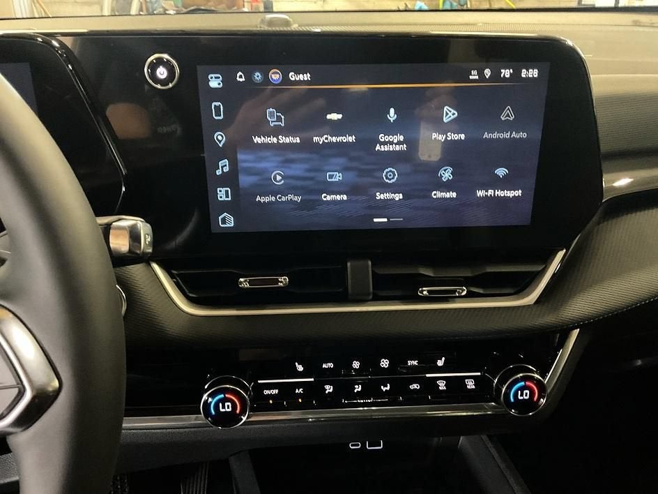 2027 Chevrolet Equinox LT