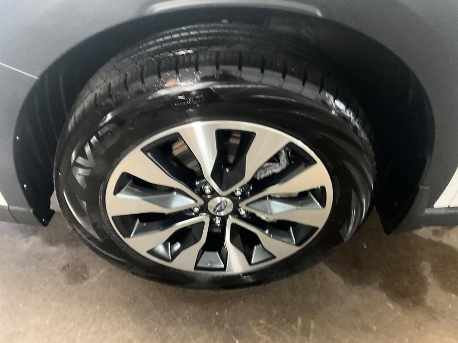 2023 Subaru Outback Touring