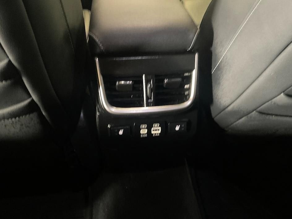2023 Subaru Outback Touring