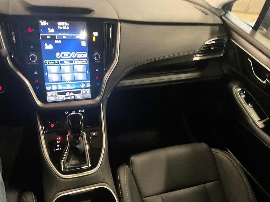 2023 Subaru Outback Touring