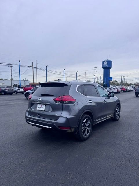 2017 Nissan Rogue SL