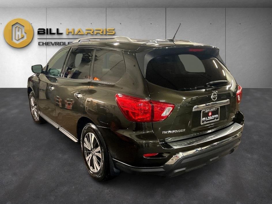 2017 Nissan Pathfinder S