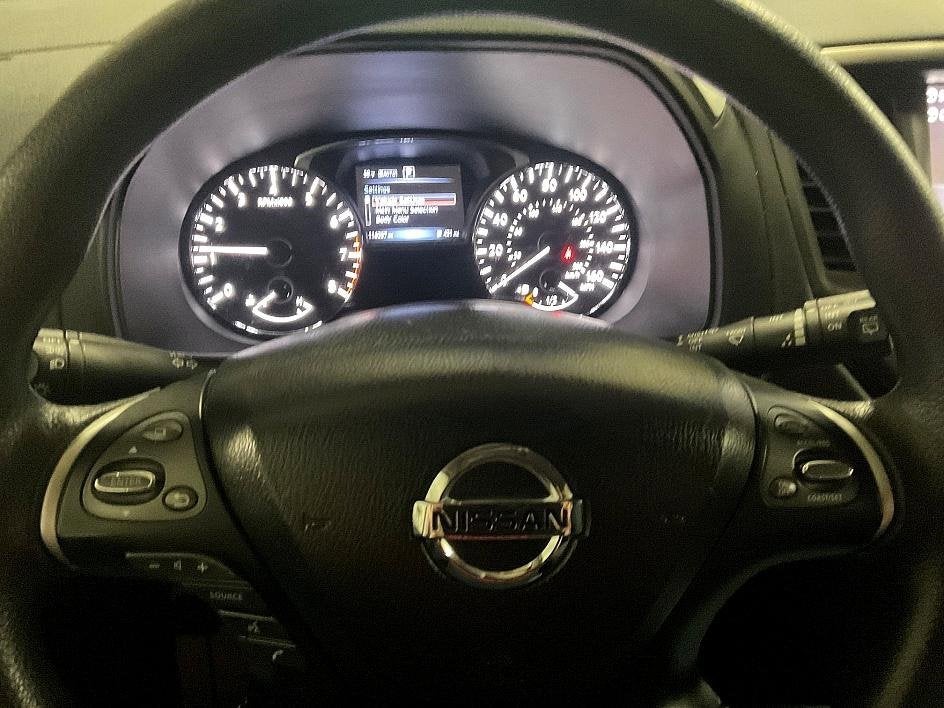 2017 Nissan Pathfinder S