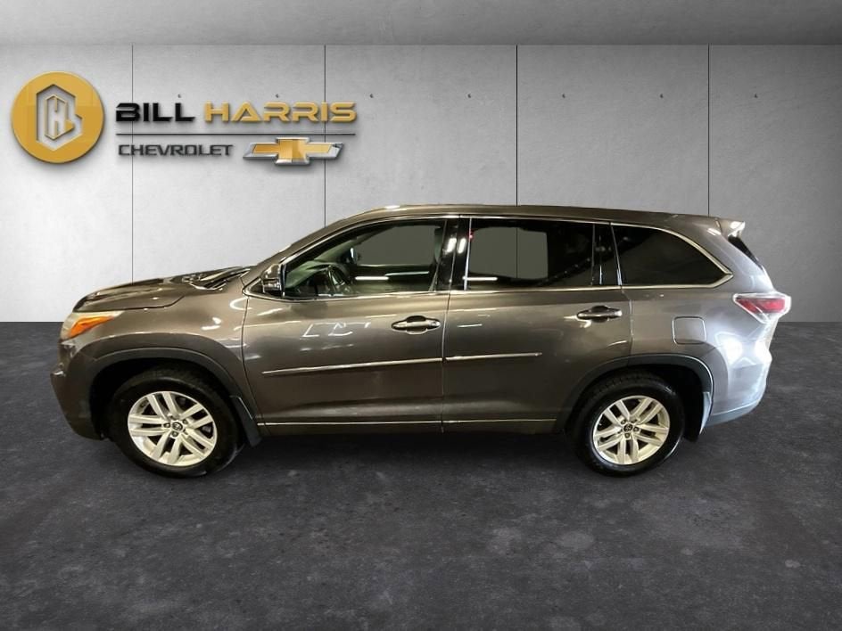 2016 Toyota Highlander LE V6