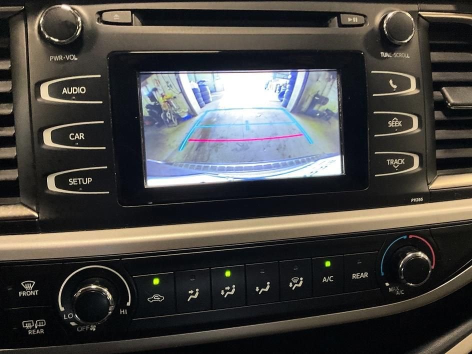 2016 Toyota Highlander LE V6