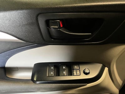 2016 Toyota Highlander LE V6