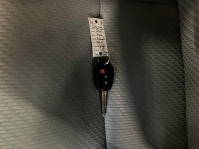 2016 Toyota Highlander LE V6