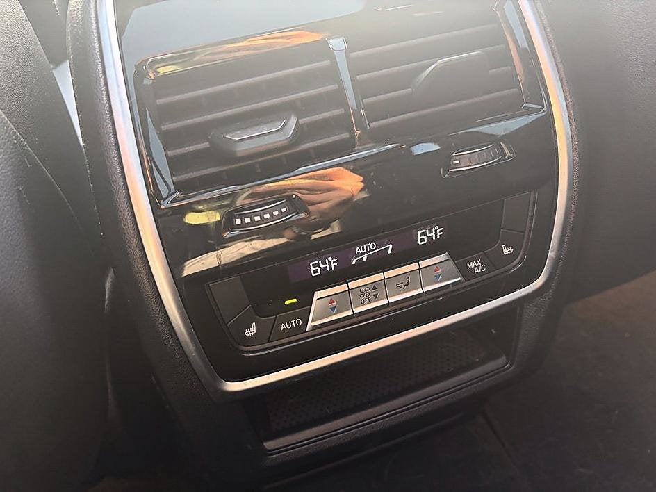 2021 BMW X5 M50i