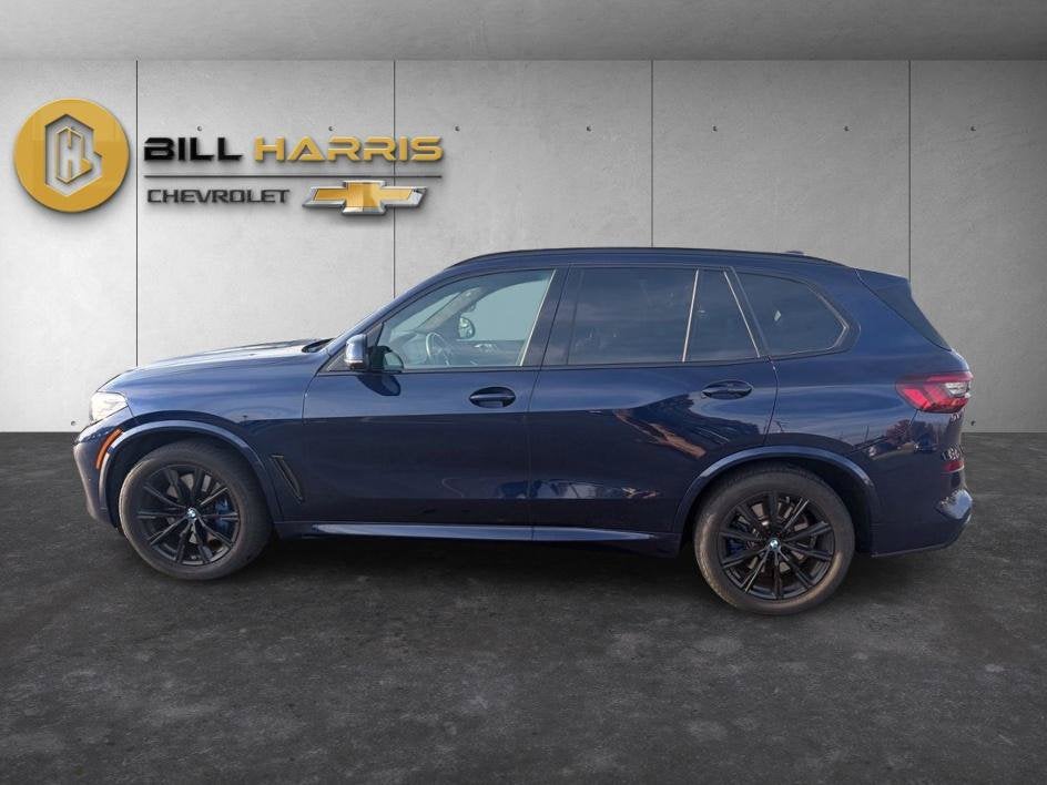 2021 BMW X5 M50i
