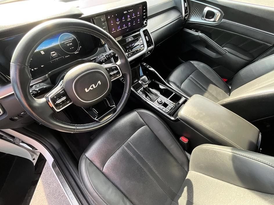 2023 Kia Sorento SX
