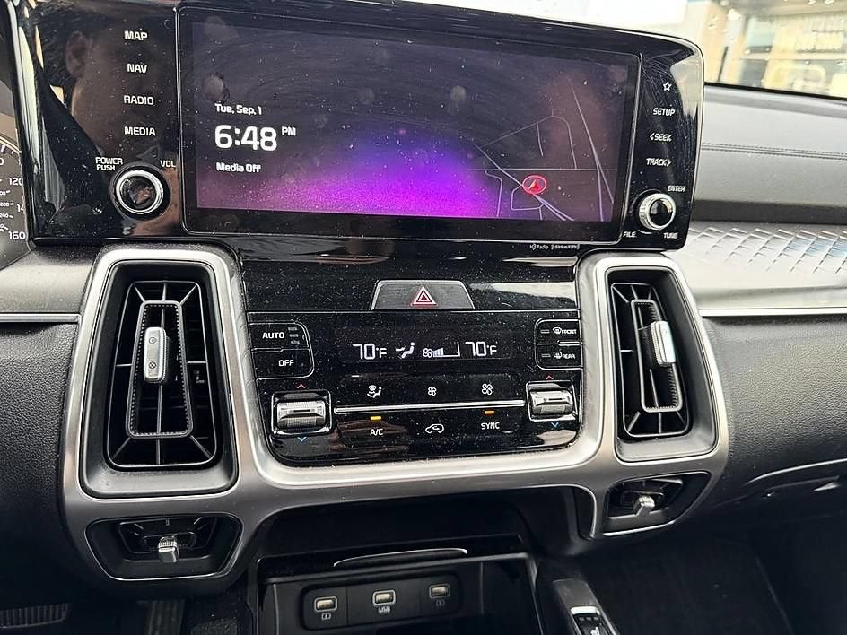 2022 Kia Sorento S