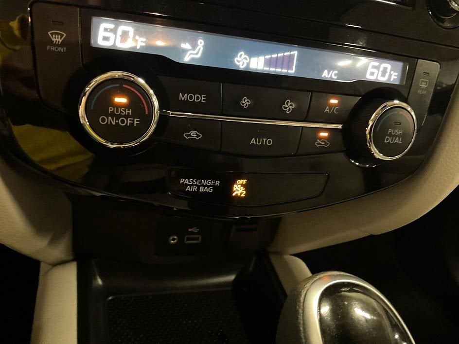 2020 Nissan Rogue Sport SV AWD Xtronic CVT