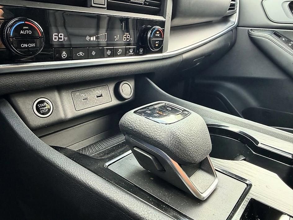 2023 Nissan Rogue SV Intelligent AWD