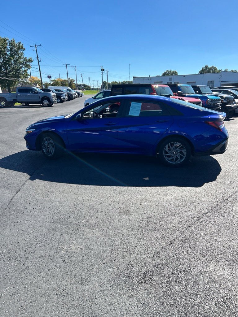 2024 Hyundai Elantra SEL