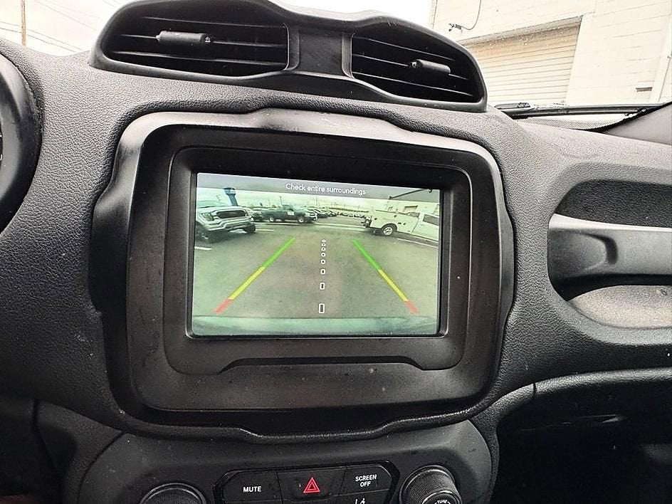 2021 Jeep Renegade Jeepster 4x4