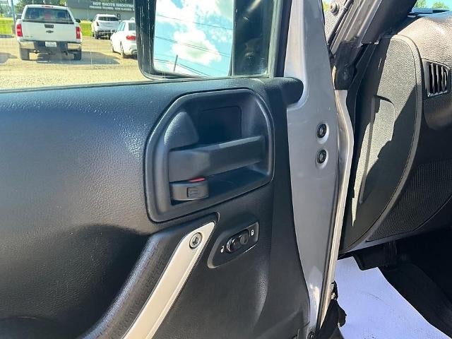 2016 Jeep Wrangler Unlimited 4WD 4dr Sahara