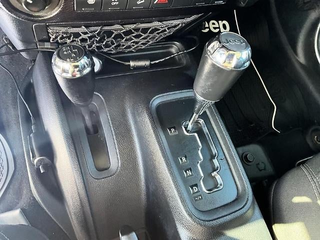 2016 Jeep Wrangler Unlimited 4WD 4dr Sahara