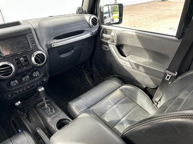 2012 Jeep Wrangler Unlimited 4WD 4dr Sahara